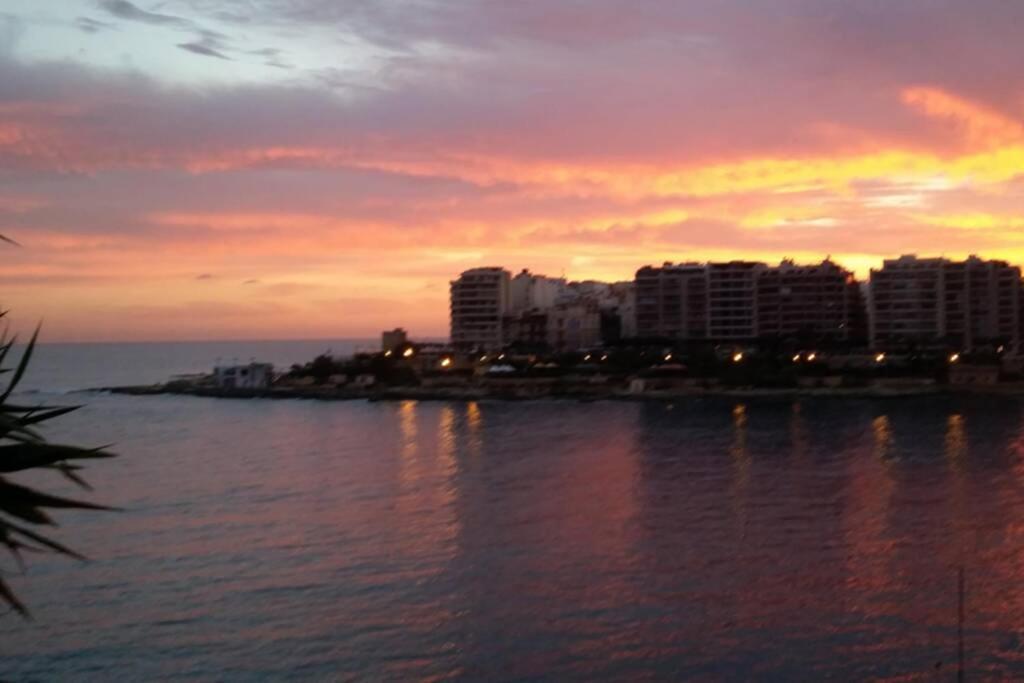 Saint Julian's St Julians' Sea Front, Spectacular View, Apartment מראה חיצוני תמונה