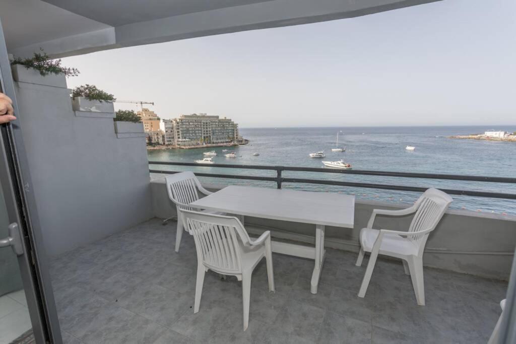 Saint Julian's St Julians' Sea Front, Spectacular View, Apartment מראה חיצוני תמונה