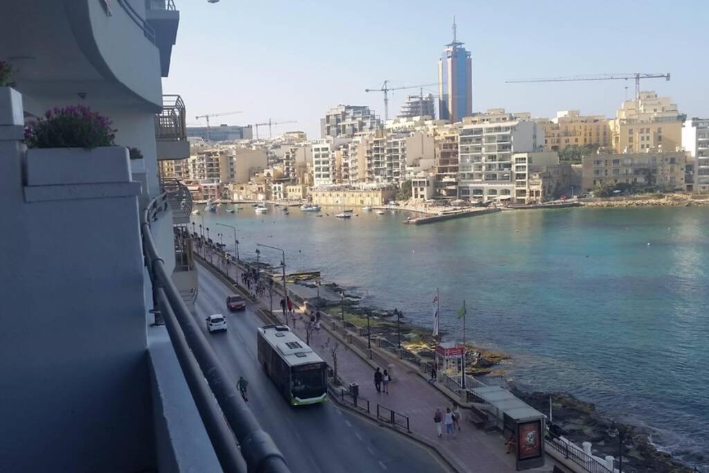Saint Julian's St Julians' Sea Front, Spectacular View, Apartment מראה חיצוני תמונה